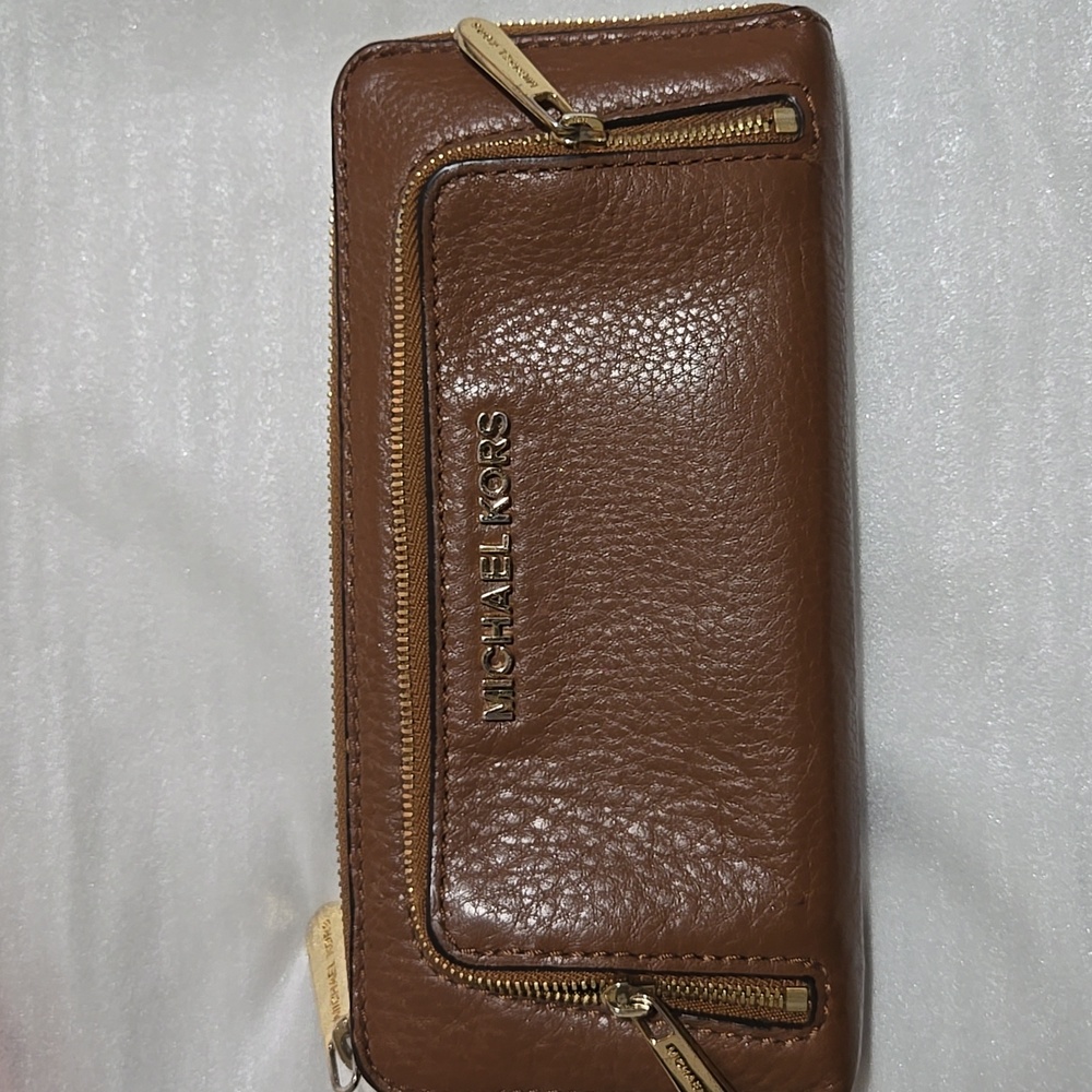 Michael Kors Tan Leather Wallet with Gold Accents